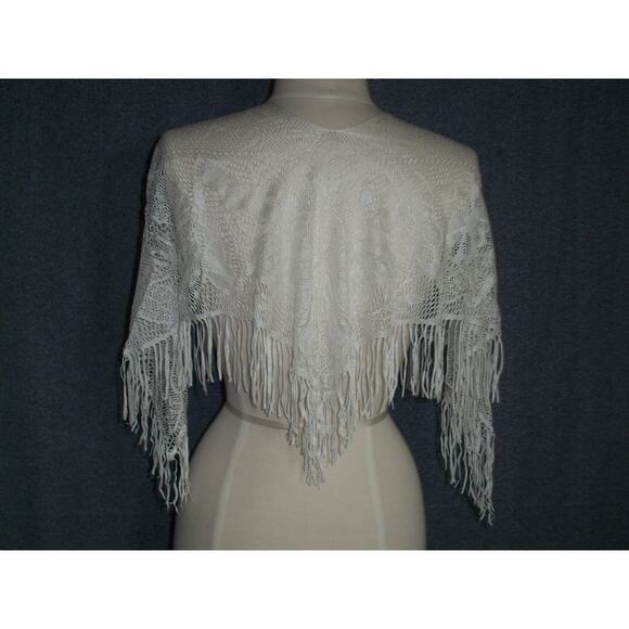 Wedding Bolero, Bridal White Wedding Shawl Wrap Bolero cape cover up - Picture 4 of 6